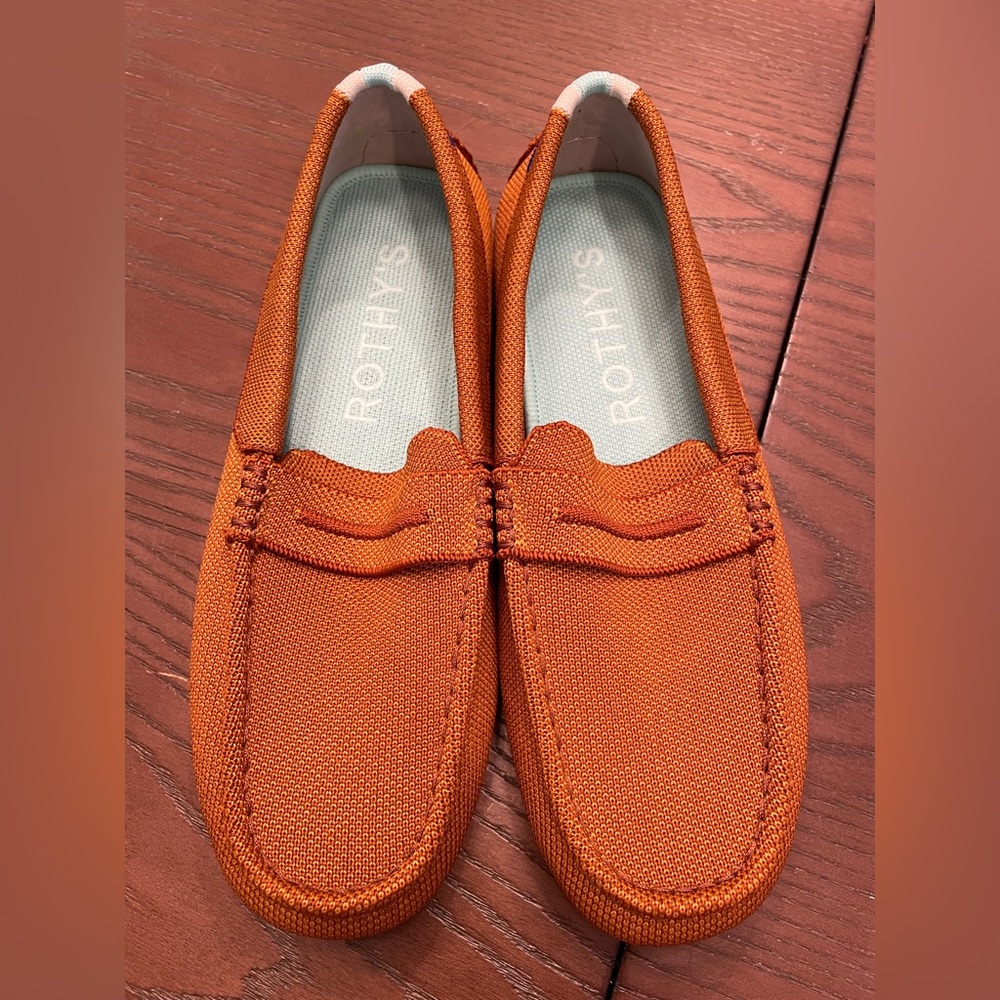NWOT Rothy loafers